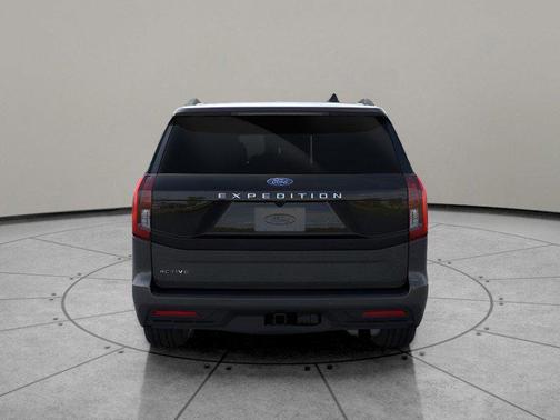 Dark Matter Gray Metallic 2026 Ford Expedition Active
