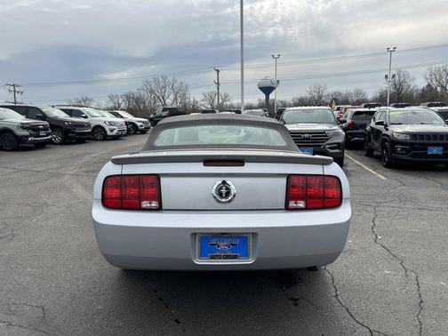 2007 Ford Mustang Premium