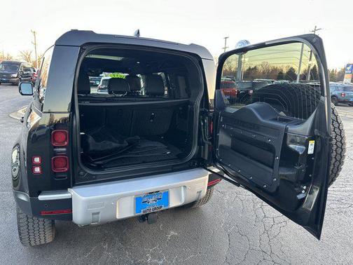 2023 Land Rover Defender 110 S