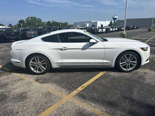 2016 Ford Mustang EcoBoost Premium
