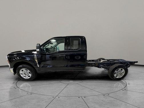 Black Metallic 2026 Ford F-350 XLT