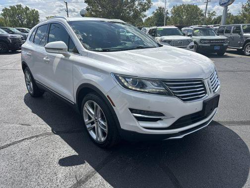 2015 Lincoln MKC Base