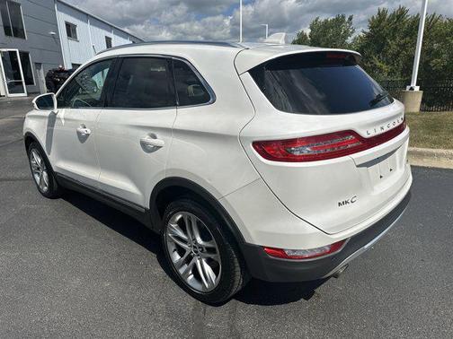 2015 Lincoln MKC Base