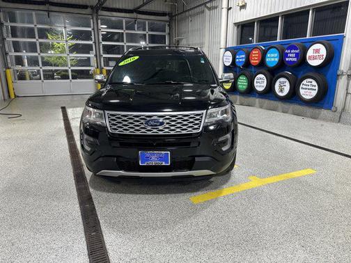 Shadow Black 2016 Ford Explorer Platinum