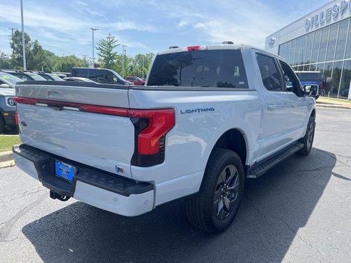 2023 Ford F-150 Lightning LARIAT