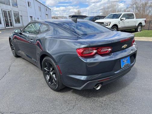 2019 Chevrolet Camaro 1LS