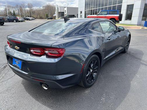 2019 Chevrolet Camaro 1LS