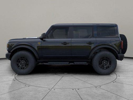 SHADOW BLACK 2026 Ford Bronco Badlands