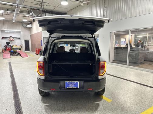 Oxford White 2024 Ford Bronco Sport Outer Banks