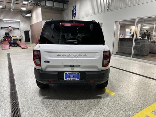 Oxford White 2024 Ford Bronco Sport Outer Banks