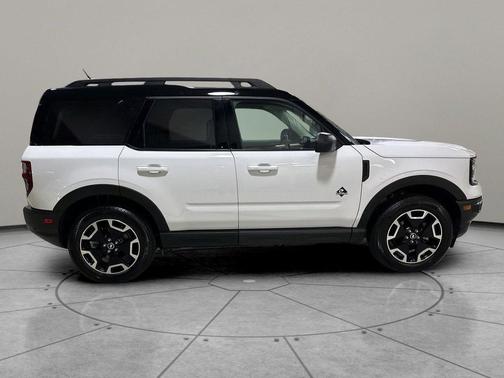 Oxford White 2024 Ford Bronco Sport Outer Banks