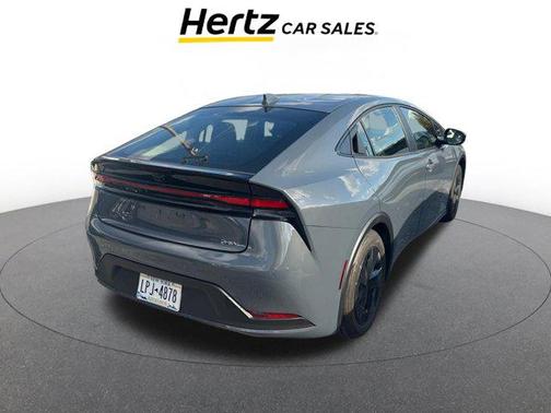 2025 Toyota Prius LE