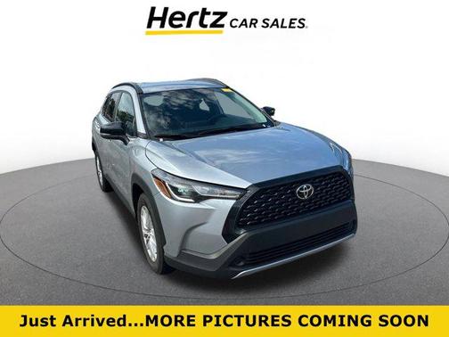 2025 Toyota Corolla Cross LE