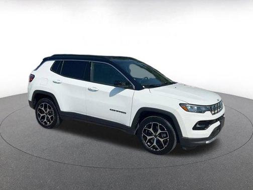 Bright White Clearcoat 2025 Jeep Compass Limited