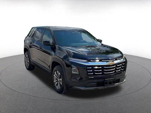 Mosaic Black Metallic 2025 Chevrolet Equinox 1LT