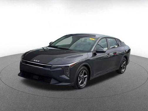 Interstellar Gray 2025 Kia K4 LXS