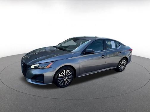 Gun Metallic 2026 Nissan Altima SV FWD