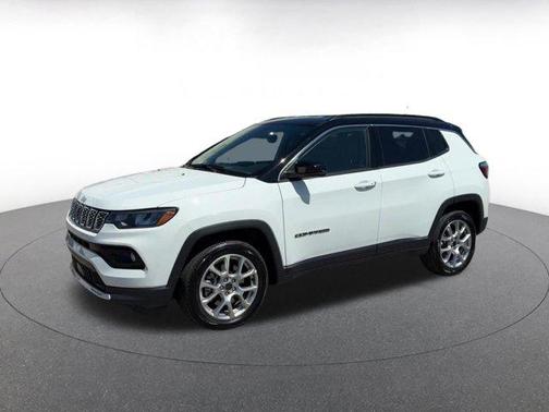Bright White Clearcoat 2025 Jeep Compass Limited