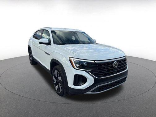 2025 Volkswagen Atlas Cross Sport 2.0T SE w/Technology