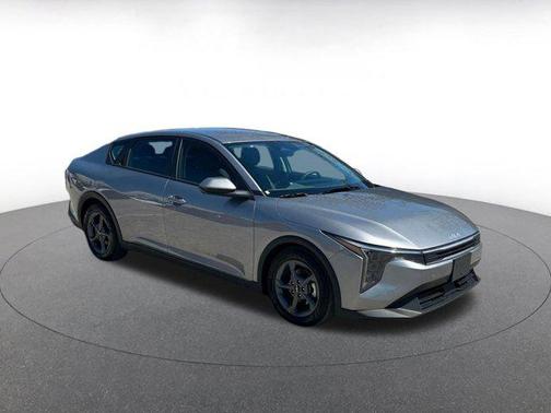 Steel Gray 2025 Kia K4 LXS