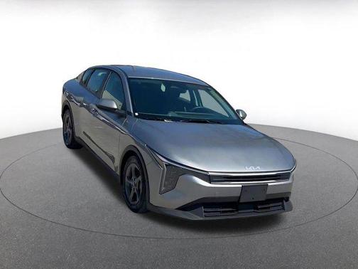 Steel Gray 2025 Kia K4 LXS