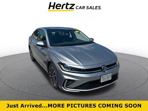 2025 Volkswagen Jetta 1.5T SE