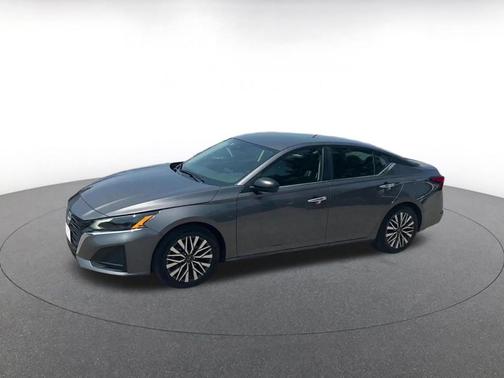 Gun Metallic 2025 Nissan Altima SV FWD