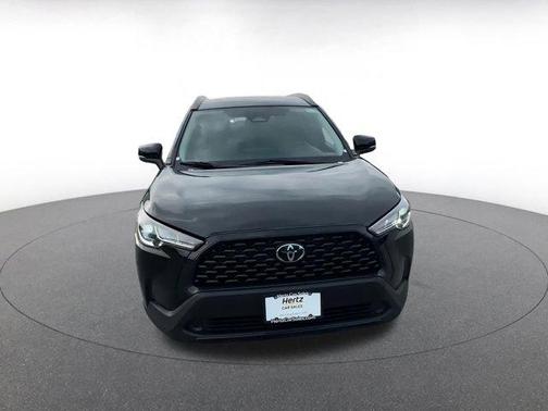 2025 Toyota Corolla Cross LE
