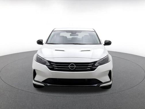 Glacier White 2025 Nissan Altima SV FWD