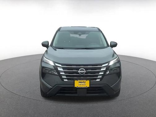 Gun Metallic 2025 Nissan Rogue SV