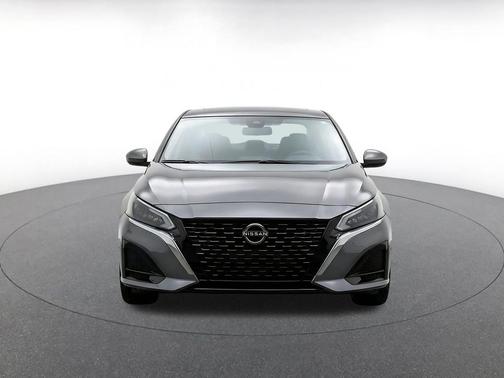 Gun Metallic 2025 Nissan Altima SV FWD
