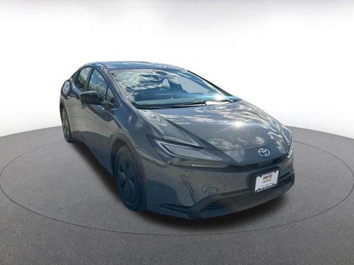 2025 Toyota Prius LE