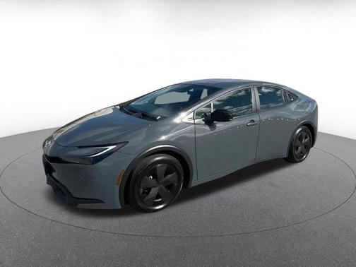 2025 Toyota Prius LE