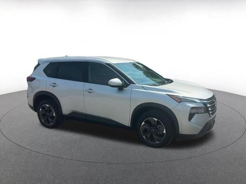 Brilliant Silver Metallic 2025 Nissan Rogue SV