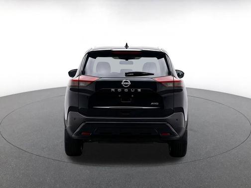 Super Black 2025 Nissan Rogue SV
