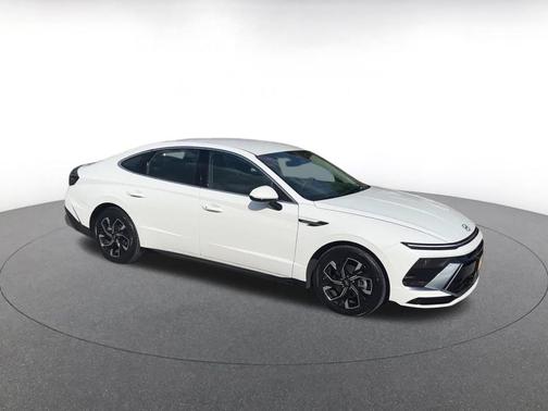 Serenity White 2025 Hyundai SONATA SEL