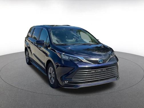 Blueprint 2025 Toyota Sienna XLE