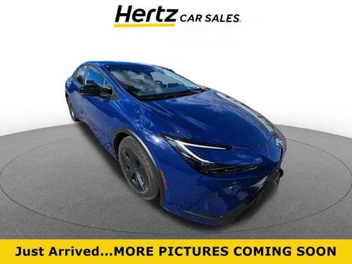 2025 Toyota Prius LE