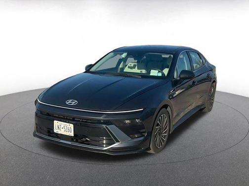 2025 Hyundai SONATA Hybrid SE