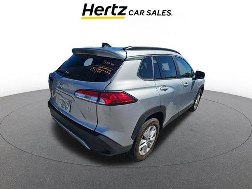 2025 Toyota Corolla Cross LE
