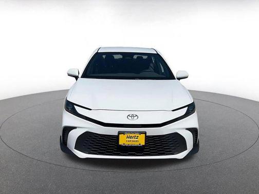 Ice Cap 2025 Toyota Camry LE