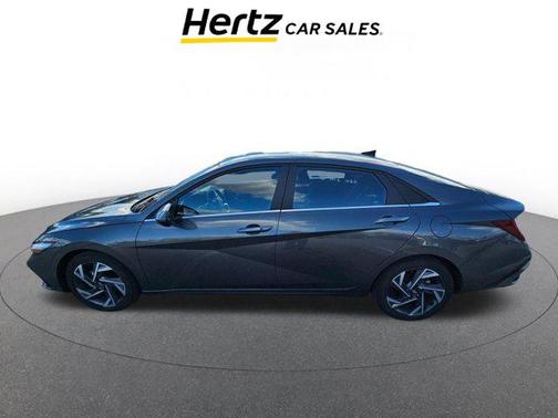 2025 Hyundai ELANTRA SEL