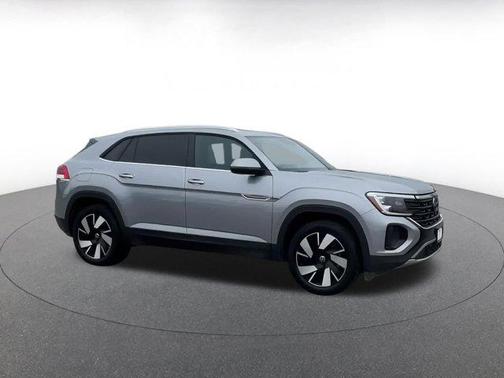 2025 Volkswagen Atlas Cross Sport 2.0T SE w/Technology 4MOTION