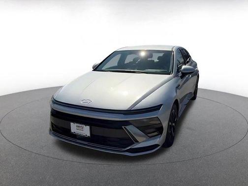 Aero Silver 2025 Hyundai SONATA SEL