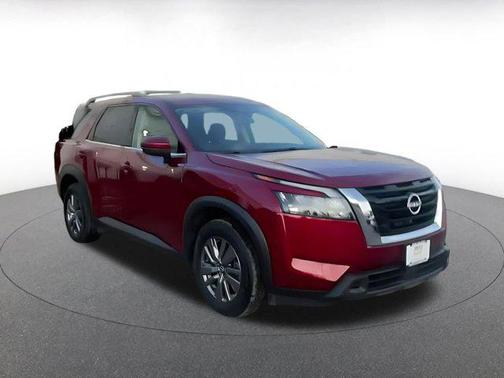 2025 Nissan Pathfinder SV FWD