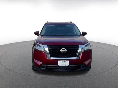 2025 Nissan Pathfinder SV FWD