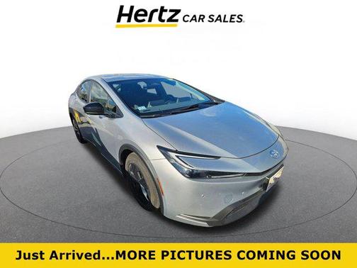 2025 Toyota Prius LE