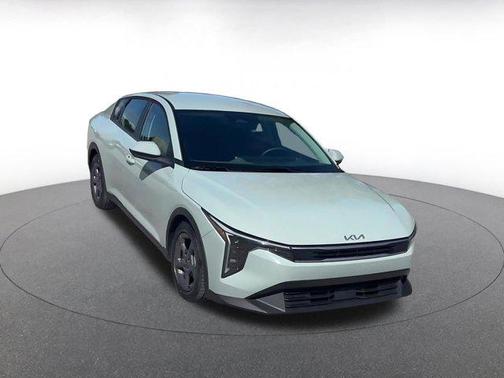 Morning Haze 2025 Kia K4 LXS