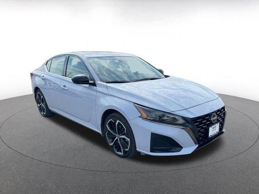 2024 Nissan Altima SR Intelligent AWD