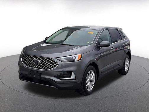 Carbonized Gray Metallic 2024 Ford Edge SEL